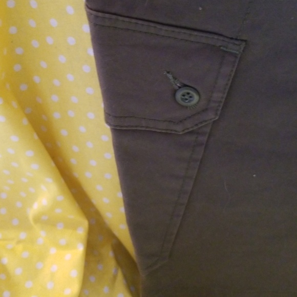 Woolrich Olive Cargo Skirt - Picture 4 of 7